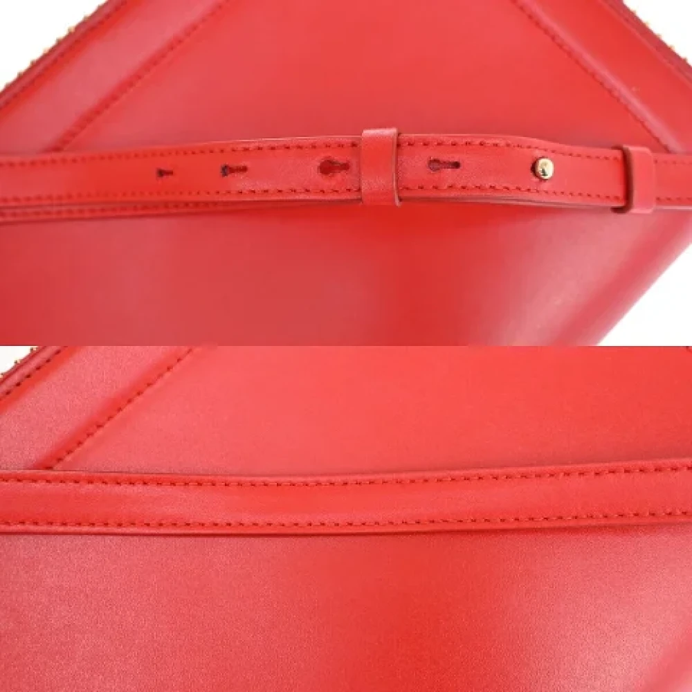 Salvatore Ferragamo Pre-owned Leather shoulder-bags Red Dames