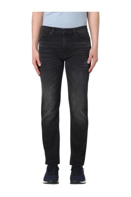 black-straight-leg-jeans-men