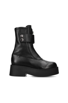 central-zip-boot-luna