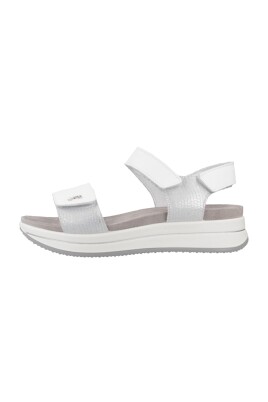 stiliga-platta-sandaler-for-kvinnor