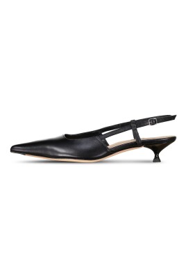 adjustable-strap-low-heel-pumps