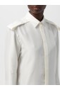 blouse-en-soie-blanche-avec-epaulettes