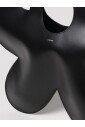 sac-fourre-tout-en-cuir-noir-avec-fleurs