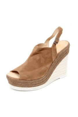 nuno-ante-camel-wedge-sandal