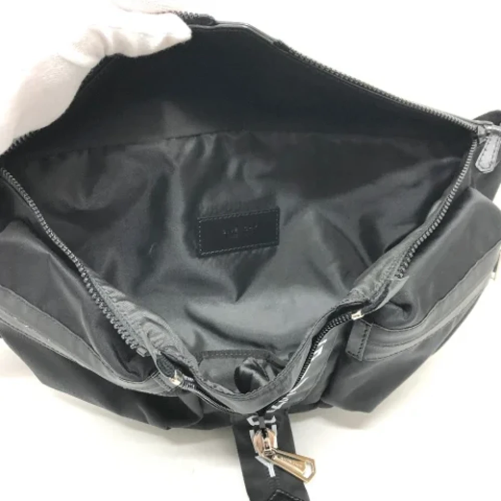 Givenchy Pre-owned Fabric crossbody-bags Black Heren