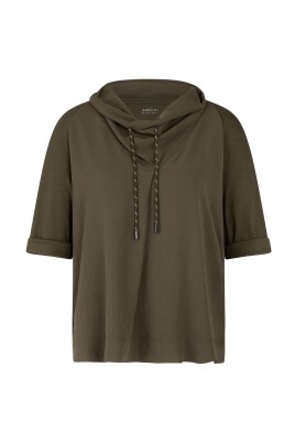 chemisier-blouse-sportif-avec-col-en-cascade