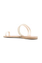 witte-koeienleren-casual-sandalen