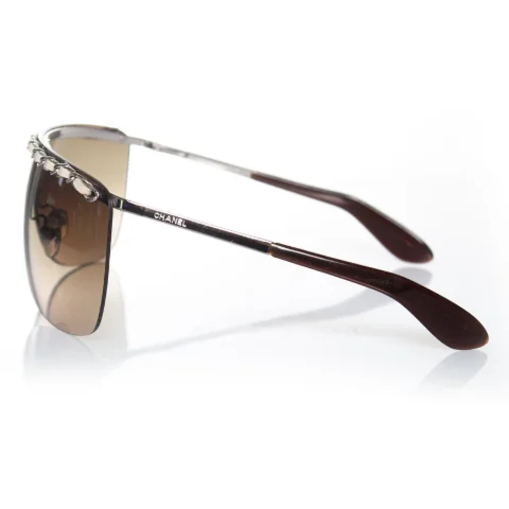 Chanel Vintage Pre-owned Plastic sunglasses White Dames