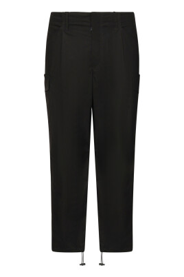 black-pants-for-men