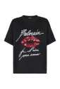 short-sleeved-t-shirt-with-kiss-embroidery
