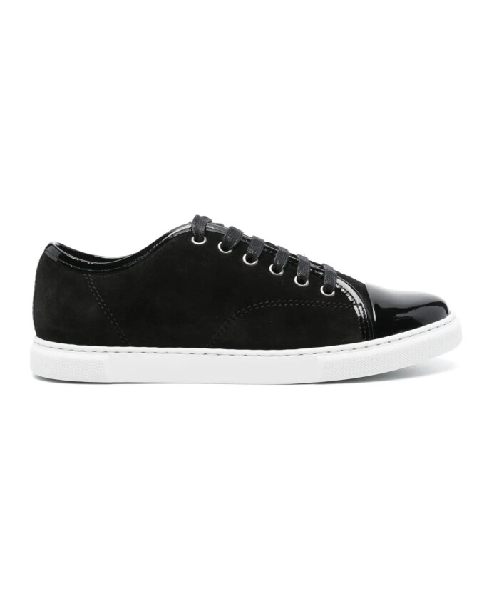 premium-leather-sneakers-with-minimalist-design