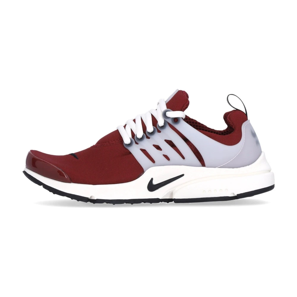 Nike - Shoes > Sneakers - Red - Nike - Modalova