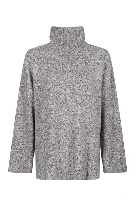 Dresda Turtleneck Sweater