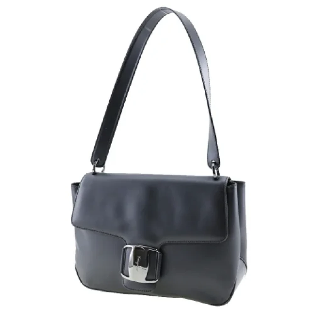Salvatore Ferragamo Pre-owned Fabric shoulder-bags Black Dames