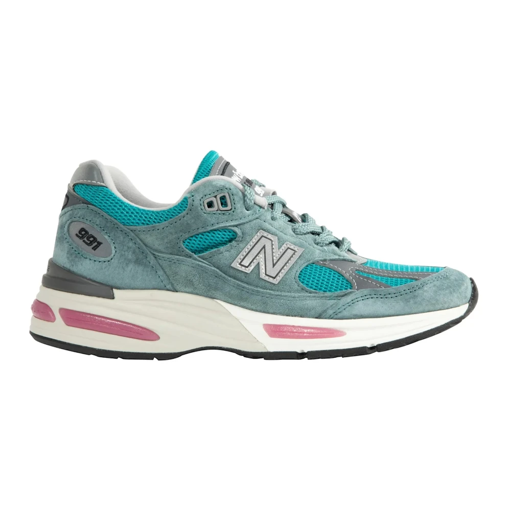 New Balance Men's Green 991V2 Sneaker - Sneakers - 8 1/2 Uk - Shoes