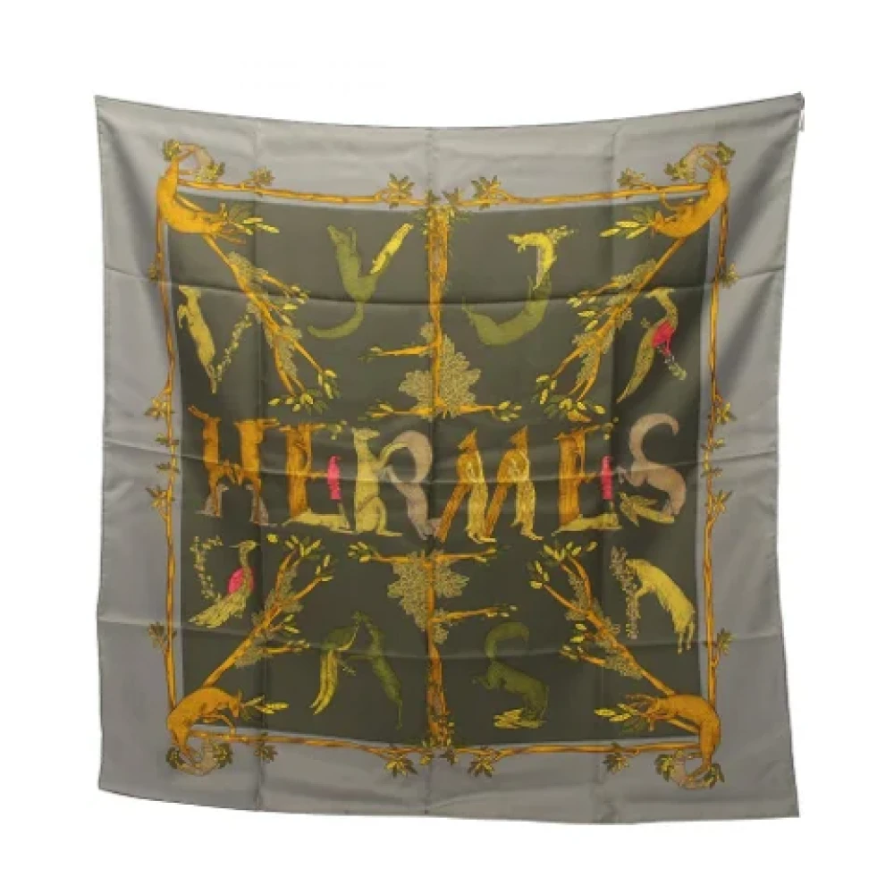 Hermès Vintage Pre-owned Silk scarves Multicolor Dames