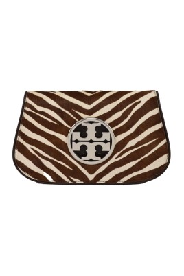 leather-shoulder-bag-with-magnetic-closure