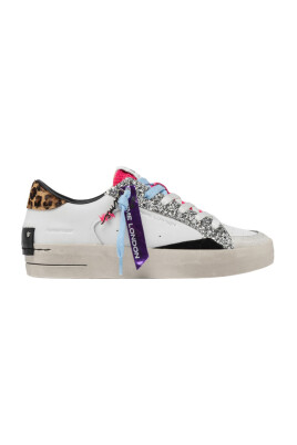 stylish-sneakers-for-distinctive-wardrobe