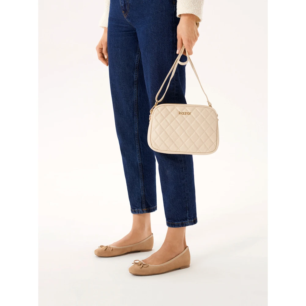 Kazar Leren gewatteerde tas aan riem Beige Dames