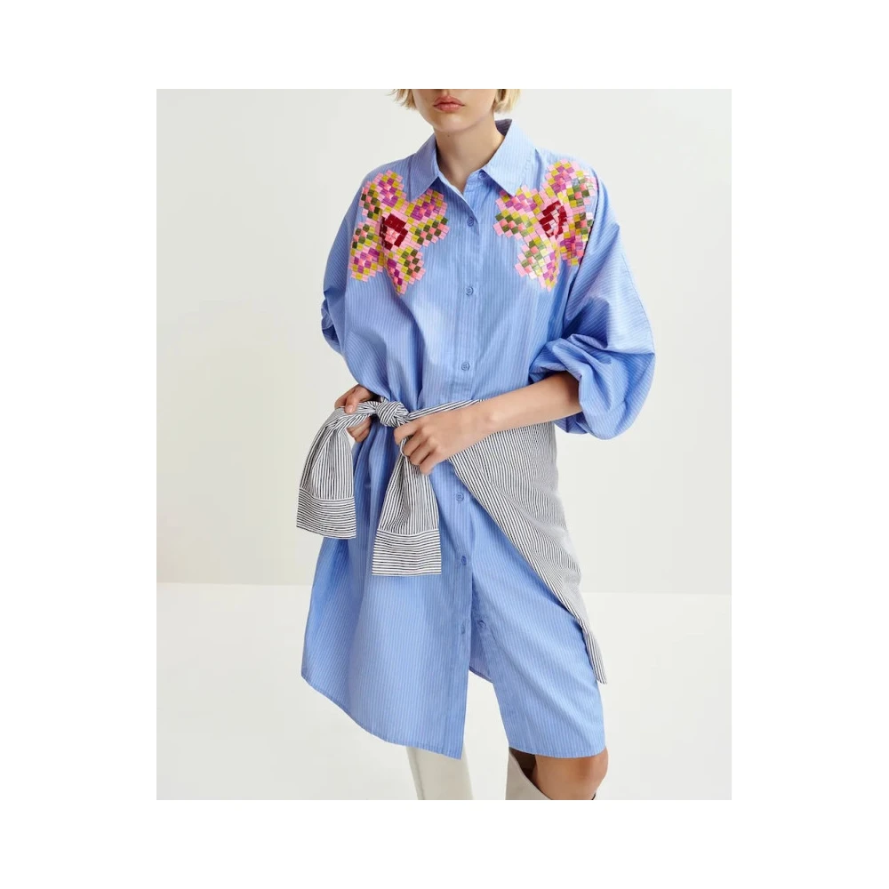 Essentiel Antwerp Gestreepte overhemdjurk met kleurrijke borduursels Blue Dames
