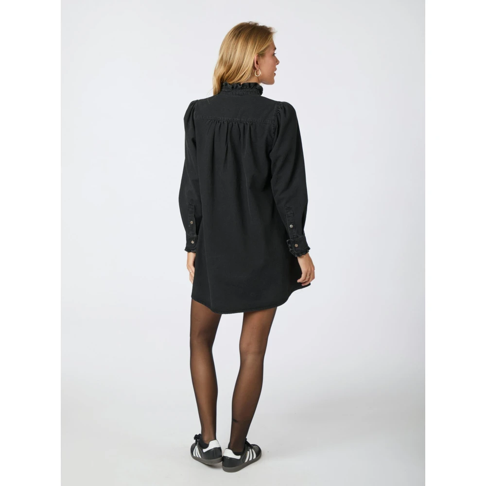 NEO NOIR Denim Jurk met Volant Details Black Dames