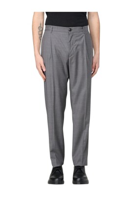 pleated-trousers