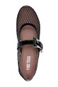 chaussures-plates-noires-avec-boucle