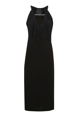 black-sleeveless-dress