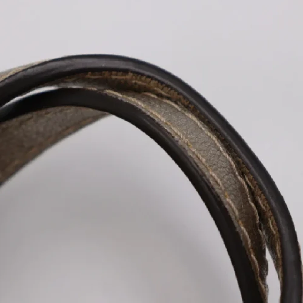 Loewe Pre-owned Leather handbags Gray Dames