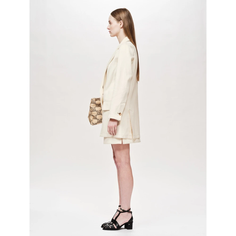 Max Mara Stijlvolle Denim Jack met Contraststiksels Beige Dames