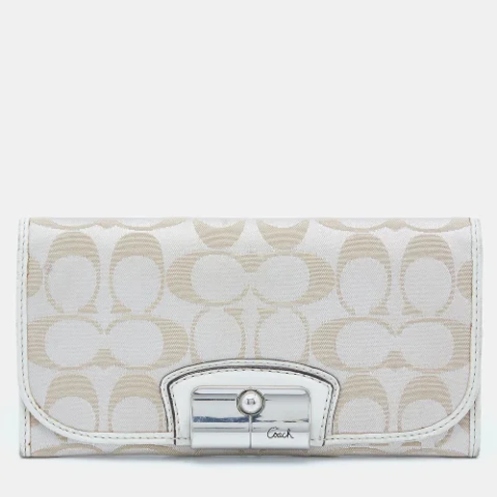 Coach Pre-owned Canvas wallets Beige Dames