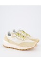 beige-sneaker-for-women