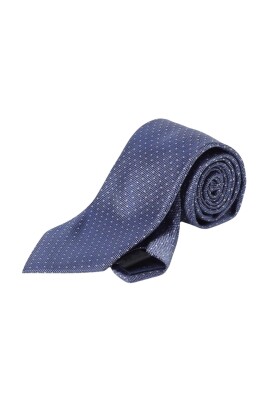 blue-dotted-pattern-tie