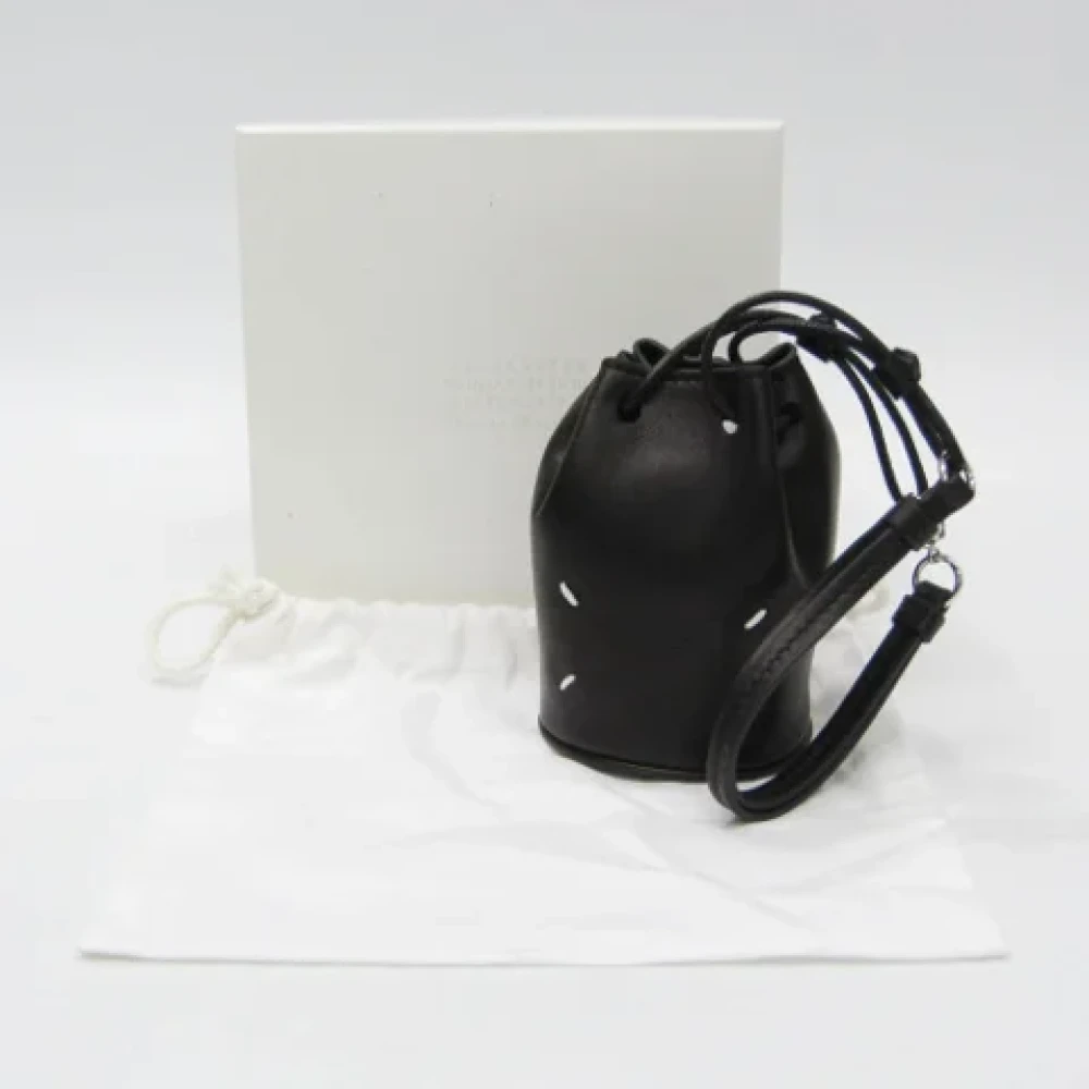 Maison Margiela Pre-owned Leather clutches Black Dames