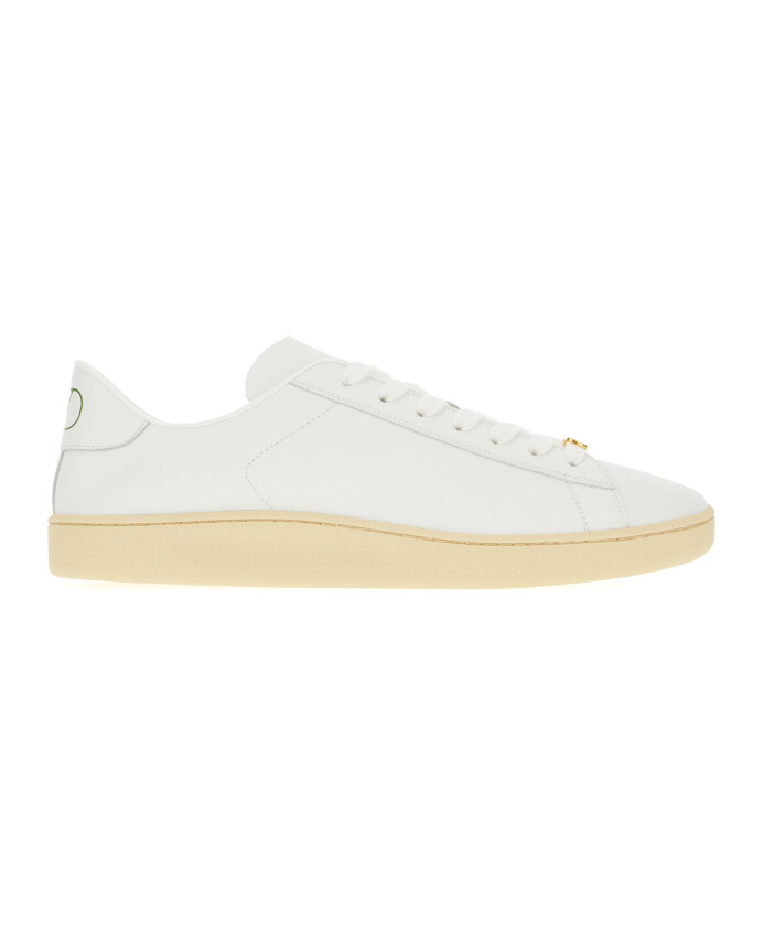 stylish-sneakers-for-everyday-wear