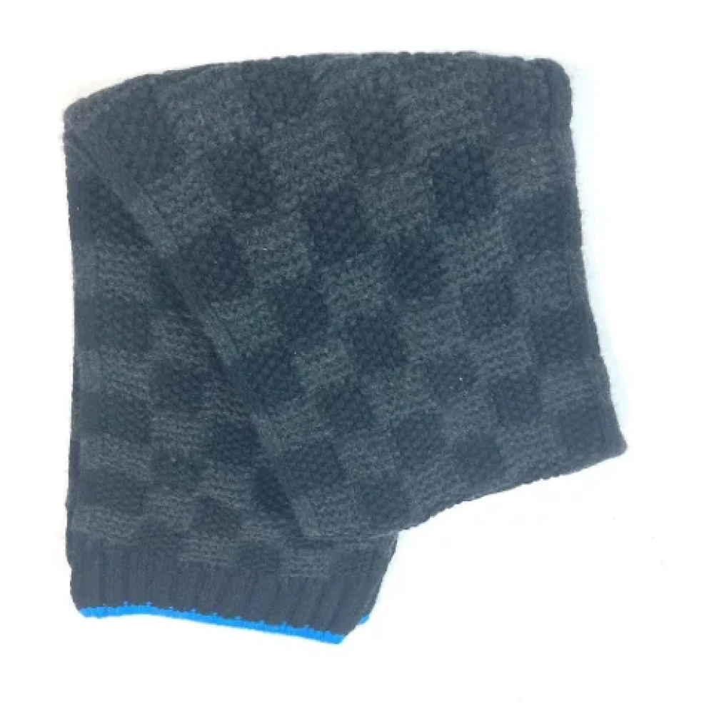 Louis Vuitton Vintage Pre-owned Cashmere scarves Black Dames