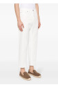 jean-en-denim-blanc-fusele