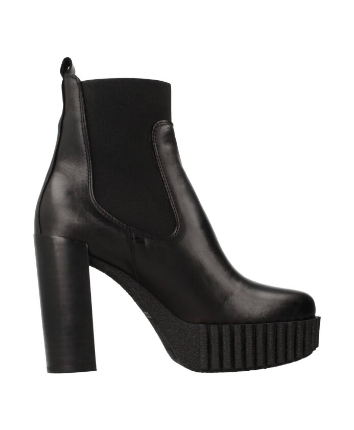 heeled-boots