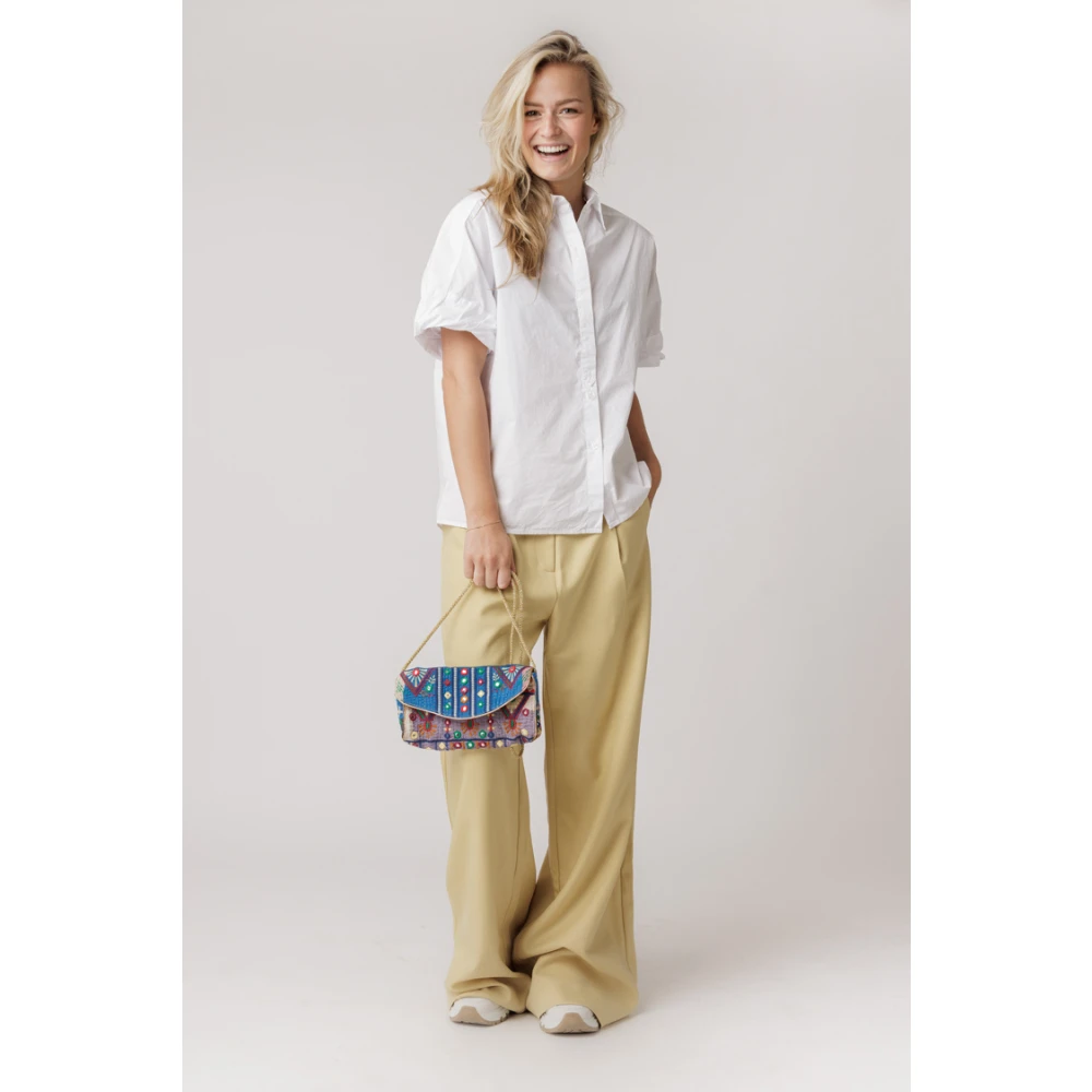 Knit-ted Witte Knoopblouse Korte Mouw White Dames