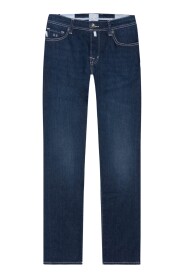 Straight Jeans