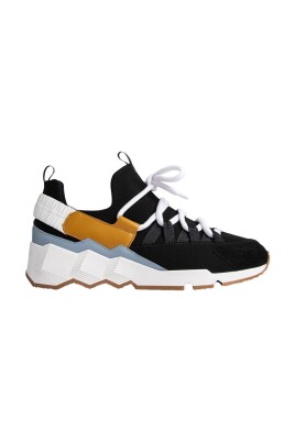 black-mesh-sneakers-for-men
