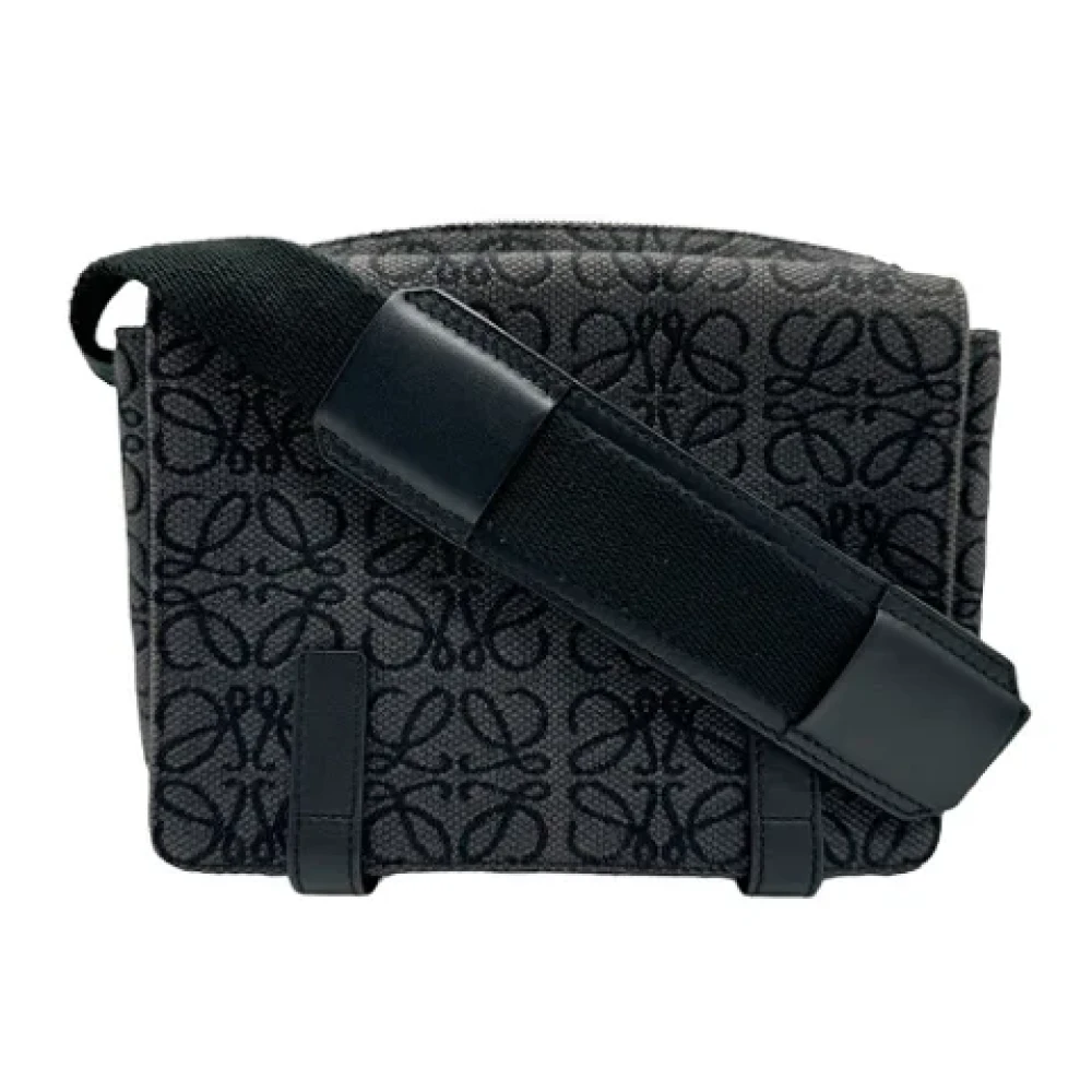 Loewe Pre-owned Canvas shoulder-bags Black Heren