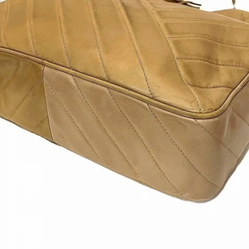 Chanel Vintage Pre-owned Leather chanel-bags Beige Dames