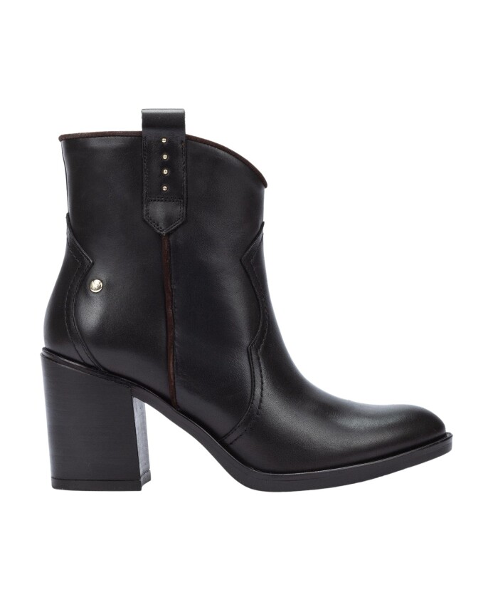 heeled-boots