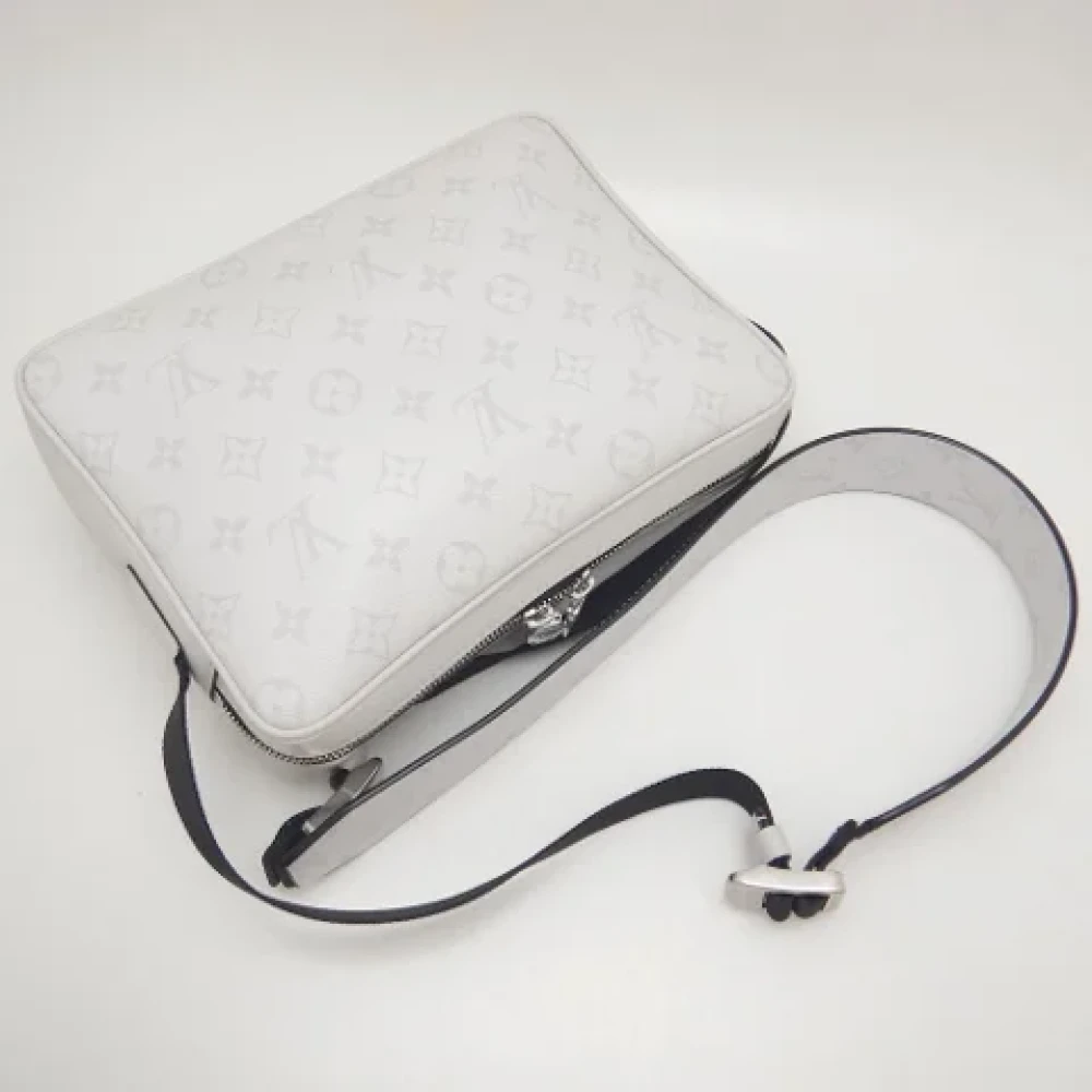 Louis Vuitton Vintage Pre-owned Leather crossbody-bags White Dames