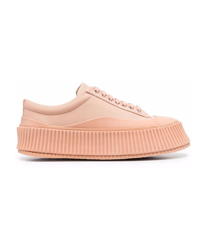 oversized-sole-sneakers