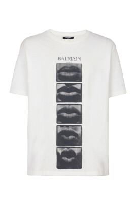 t-shirt-with-vintage-balain-lips-print