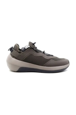 green-mesh-drawstring-sneakers