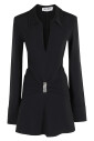 mini-robe-noire-avec-profond-col-en-v