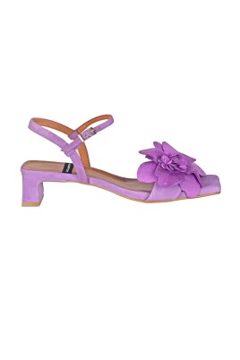 suede-sandals-with-floral-appliques